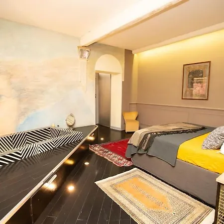 Apartment Art In Trastevere Rome